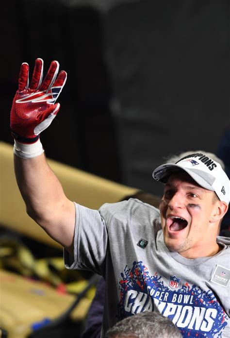 Patriots Rob Gronkowski To Make Retirement Decision In February