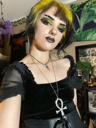 Hot Goth Tumbex