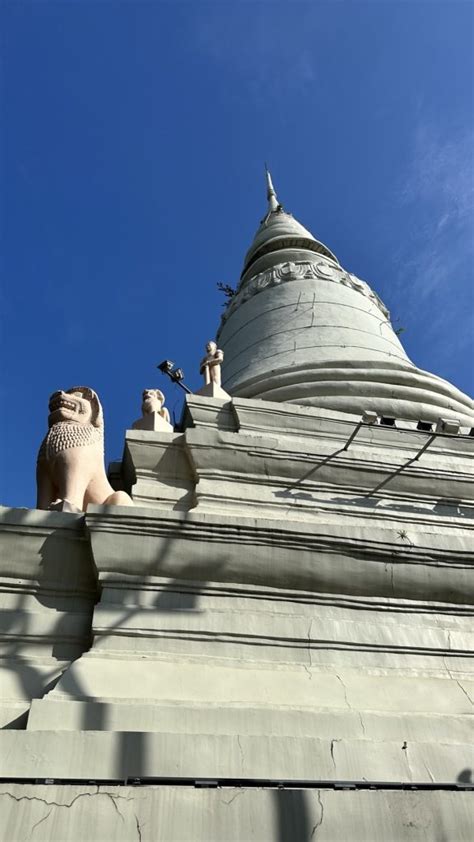 Phnom Penh Cambogia Cosa Vedere Dove Dormire E Mangiare