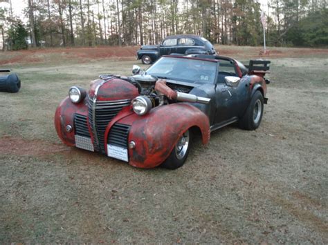 Crazy Custom Shoebox 1950 Ford Barn Finds