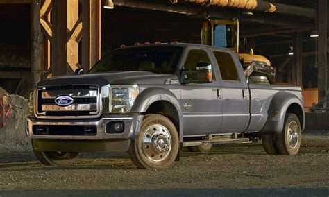 Ford Adds Improved 6 7 Liter V 8 Diesel Engine To 15 Super Duty Pickup