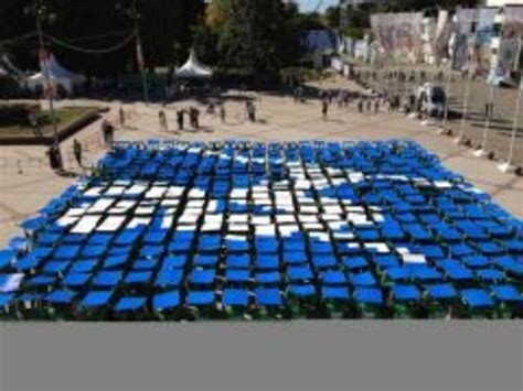 Sochi 2014 Launches Hot Cool Yours Slogan Flashmobs Mark 500 Day Countdown Infobae