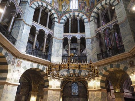 Chapelle Palatine Aux DOM D Aix La Chapelle Aachener Image Stock