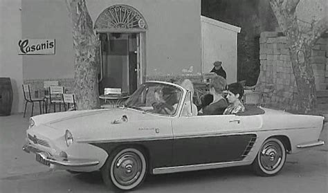 Imcdb Org Renault Floride Cabriolet R In La Vendetta