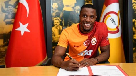 Galatasaray Dan Fenerbah E Ye Zaha G Ndermesi