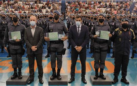 Polícia Militar do Amazonas realiza Formatura Geral em comemoração aos