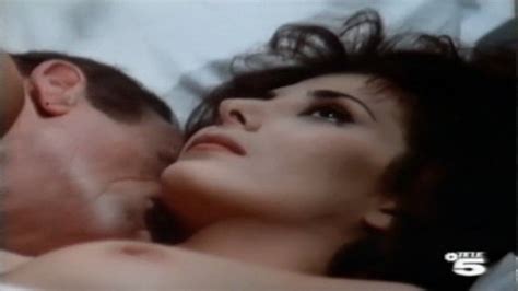 Naked Mal Ramba In La Storia Di Lady Chatterley