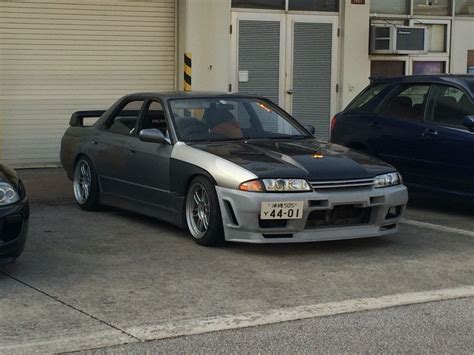 My R32 sedan finally in one piece again! [OC] [3624x2448] : r/carporn