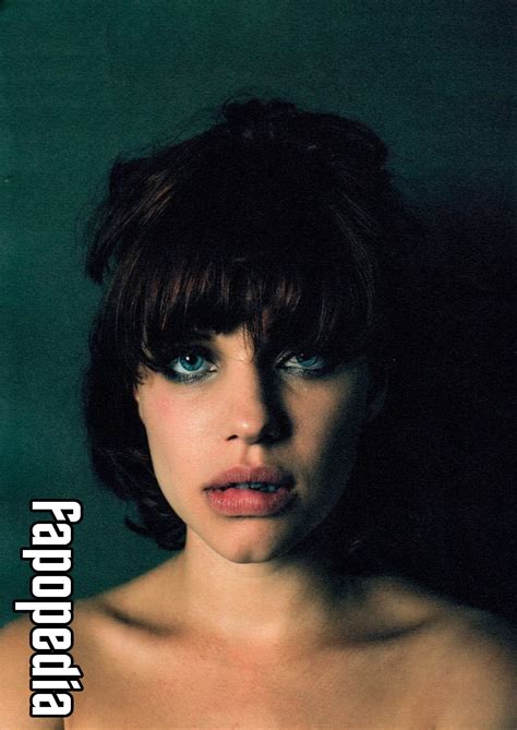 Bruna Linzmeyer Nude Leaks Photo Fapopedia