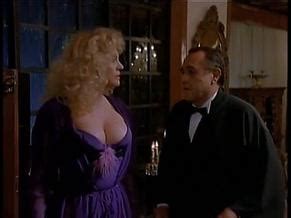 A OSCURAS ME DA RISA NUDE SCENES AZNude