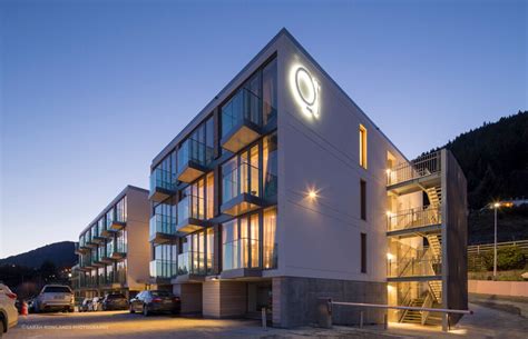 QT Hotel, Queenstown by Sarah Rowlands Photography | ArchiPro NZ