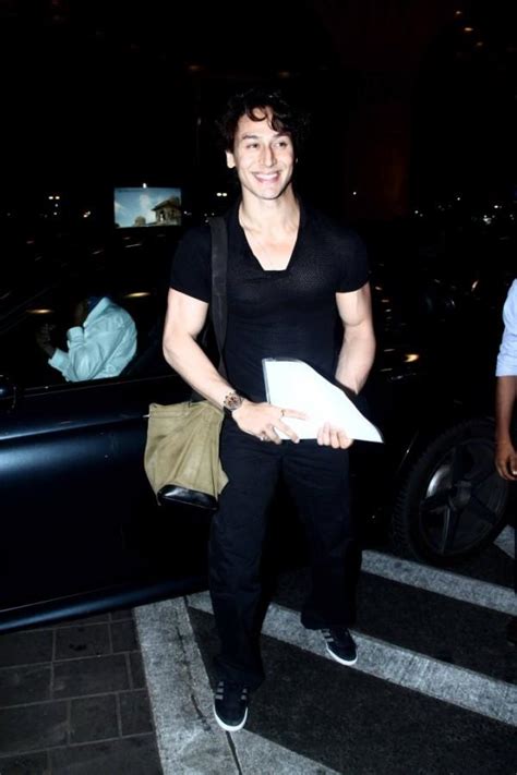 Tiger Shroff With Jackie Shroff Snapped At International Airport Mumbai Photosimagesgallery