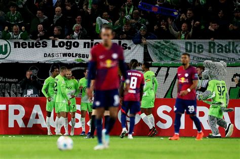 Kova Ev Wolfsburg Izbacio Branitelja Naslova Hrt