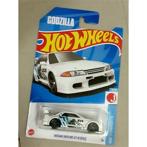 Hot Wheels GODZILLA Nissan Skyline GTR R White Shopee Malaysia