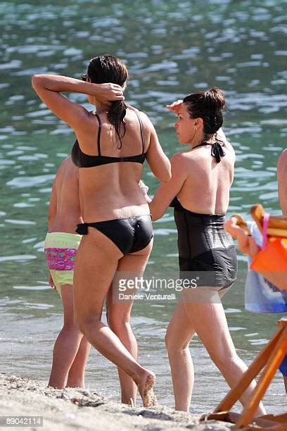Hot Gina Gershon Bikini Pics