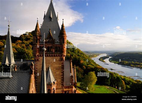 Burg Drachenburg Fotos Und Bildmaterial In Hoher Aufl Sung Alamy