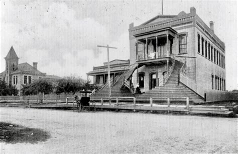 The historic 1914 Nueces County Courthouse - Part 1&2