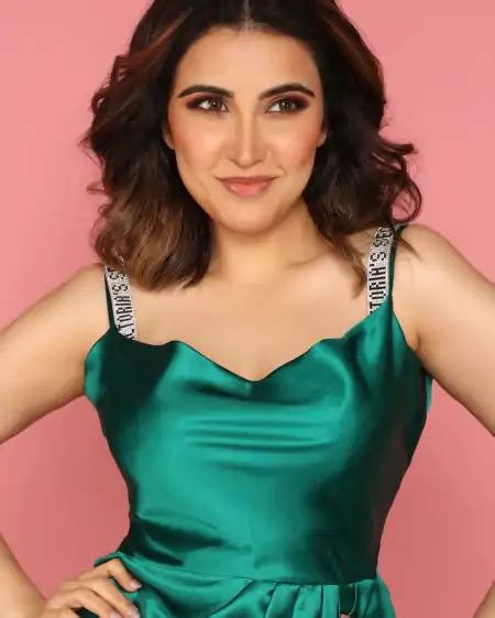 Sheena Bajaj Top Hot Pics And Photo