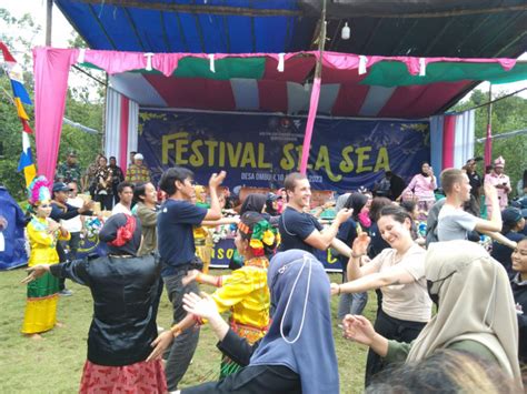 Dukung Pelestarian Budaya Lokal Mahasiswa KKN PPM UGM Gelar Festival