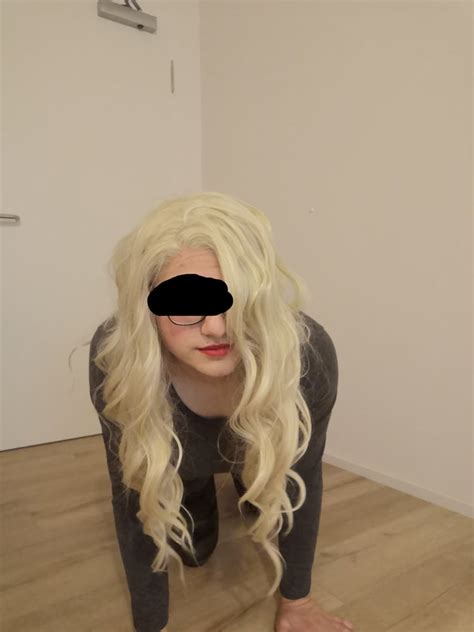 Blonde In Camo Leggins Pics XHamster