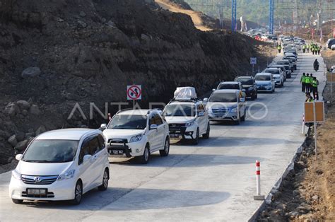 Arus Balik Tol Fungsional Antara Foto