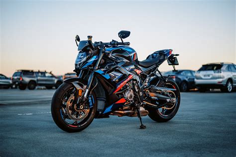 Bmw M R Hyper Naked Ride Review Honda Nc Forum