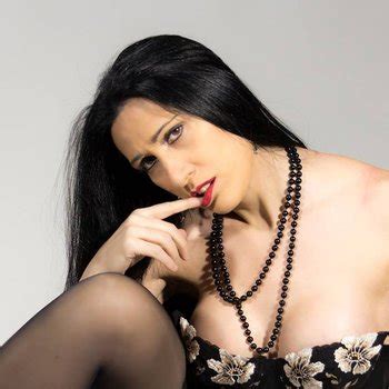 Luna Dark Babe Page Watch This Pornstar On FreeOnes