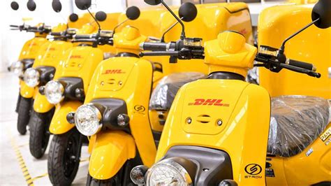 Dhl Express เปิดตัว “มอเตอร์ไซค์ไฟฟ้า รับ ส่งพัสดุ ใช้เป็นครั้งแรกในไทย