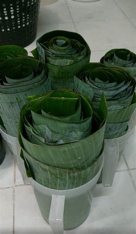 Peniaga Kuih Kongsi Tip Simpan Daun Pisang Supaya Kekal Segar Tahan