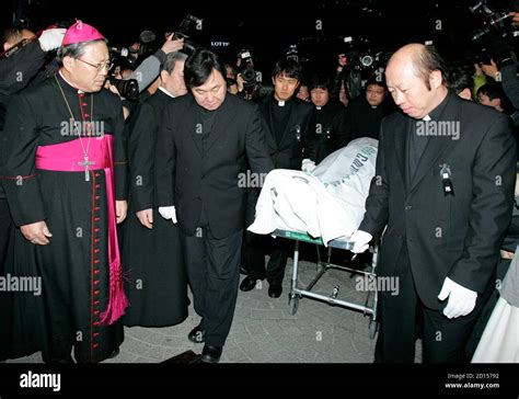 Catholic Church Seoul Hi Res Stock Photography And Images Alamy