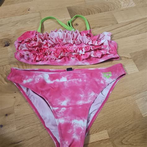 Bikini årig Arena Köp på Tradera