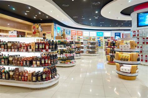 The Best American Airports To Stock Your Home Bar