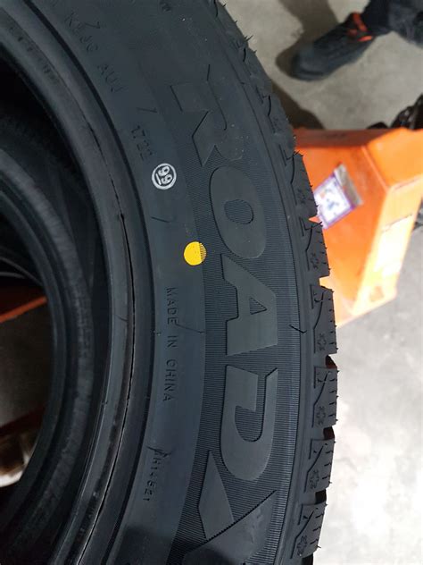235/55 R18 ROADX(Hankook) Winter 2022
