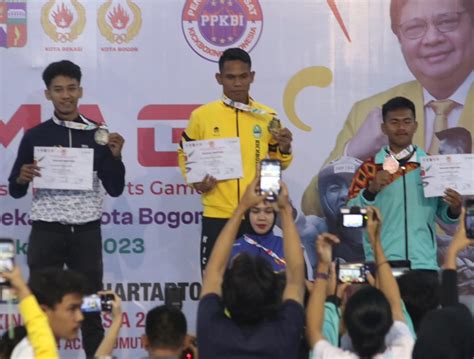 Prajurit Yonif 2 Marinir Raih Medali Emas Kejurnas Kickboxing Piala