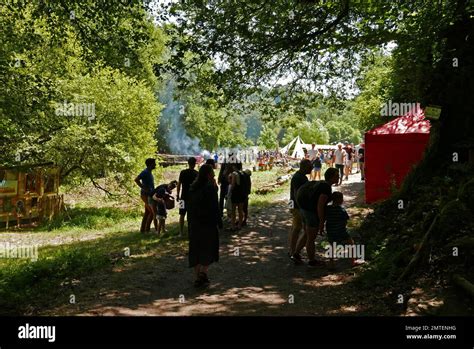 Fetes Des Cabane Aven River Pont Aven Finistere Bretagne Brittany