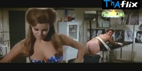 Raquel Welch Bikini Scene In Myra Breckinridge Tnaflix