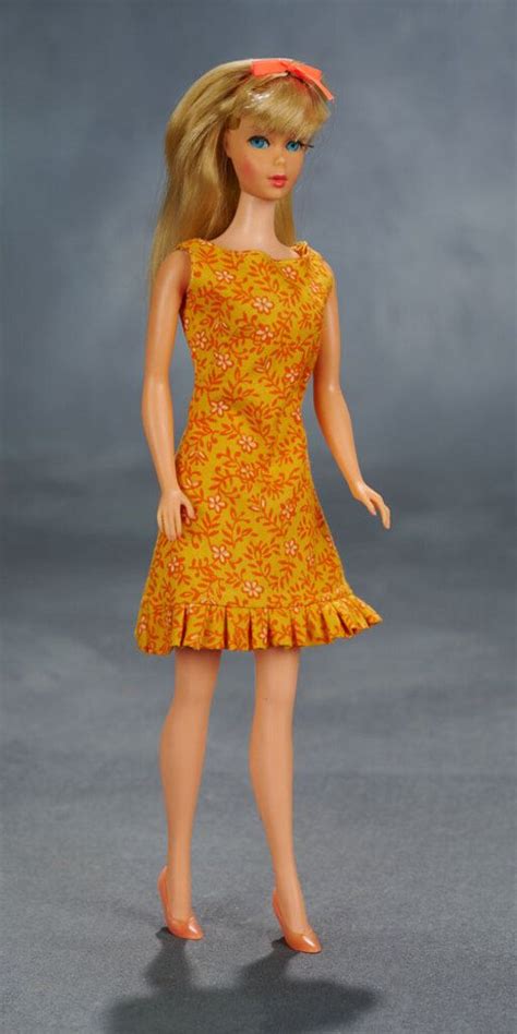 Blonde Twist N Turn Barbie Doll In Variation Pak Sun Shiner Dress