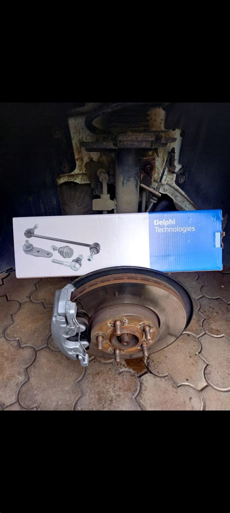 Стойки стабилизатора передние Delphi — Ford Focus III Wagon, 1,6 л ...