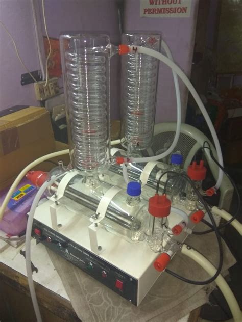 All Glass Double Distillation Unit With Auto Cut Off Unit 1 5 Litr Hr