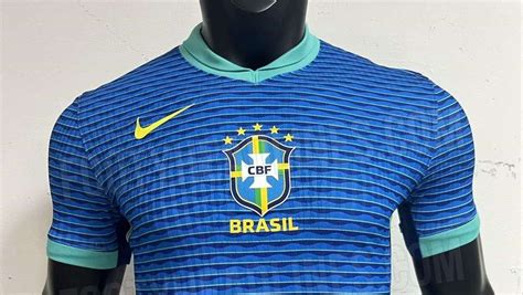 Site especializado vaza camisa azul da Seleção Brasileira veja imagens