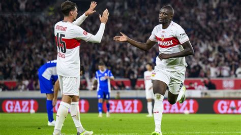 Mercato OL Textor Veut Recruter L Attaquant Du Moment Mais