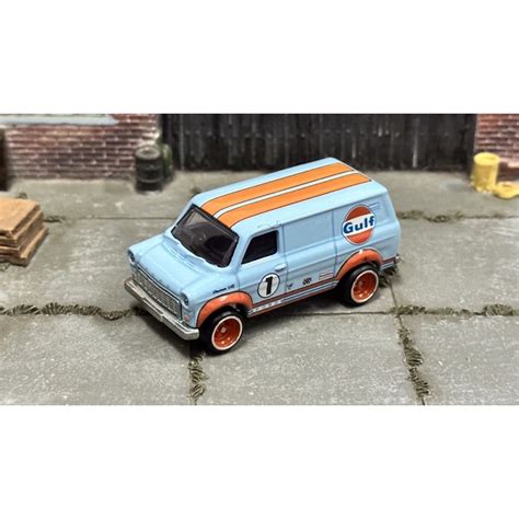 Hot Wheels Ford Transit Supervan GULF Shopee Malaysia