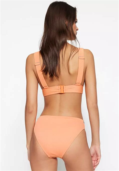 Buy Trendyol Crystal Chain Bikini Bottom Online Zalora Malaysia