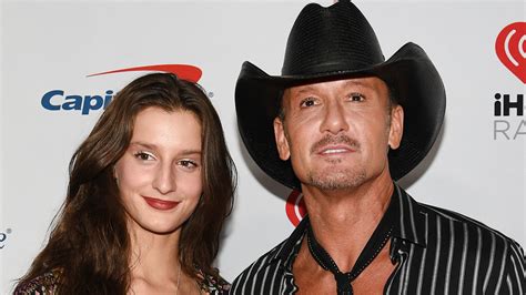 Faith Hill And Tim Mcgraw S Daughter Audrey Rocks Risqué Mini Skirt In Moody Photoshoot Hello