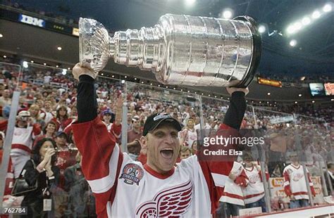 28,159 Red Wings Stanley Cup Photos & High Res Pictures - Getty Images