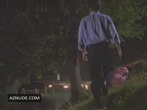 DER ROTE VOGEL NUDE SCENES AZNude