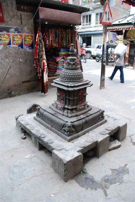 www.kathmandu-valley-temples.com