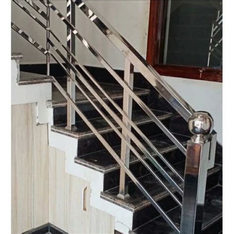 Silver Bar Ss Stainless Steel Railings Mounting Type Floor At Rs