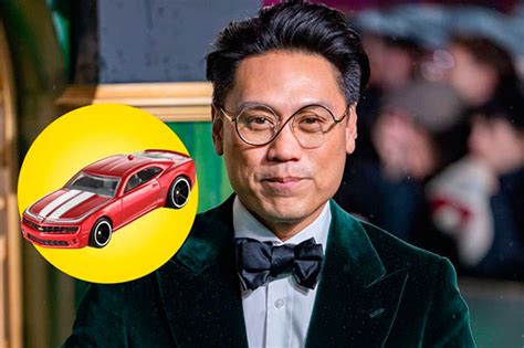 Jon M Chu director de Wicked dirigirá la película de acción real de Hot Wheels El Aragueño