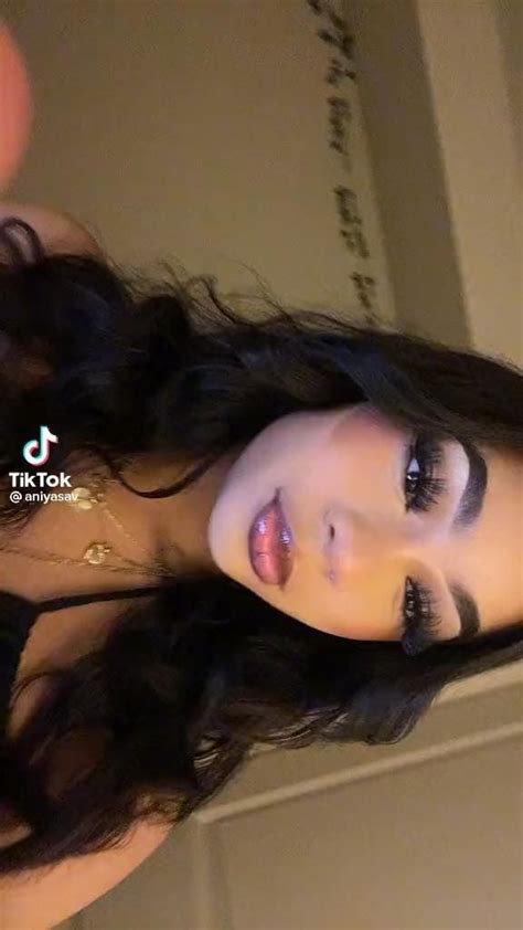 Pin on ୨୧ beauties Video Latina makeup looks Latina hair